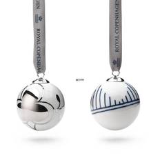 Musselmalet, MEGA ornament, nr. 3, hvidt/blåt med satin bånd, Royal Copenhagen