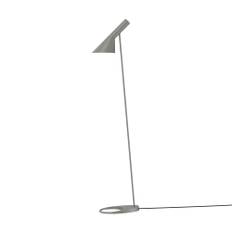 AJ gulvlampe designet af Arne Jacobsen fra Louis Poulsen - Køb her