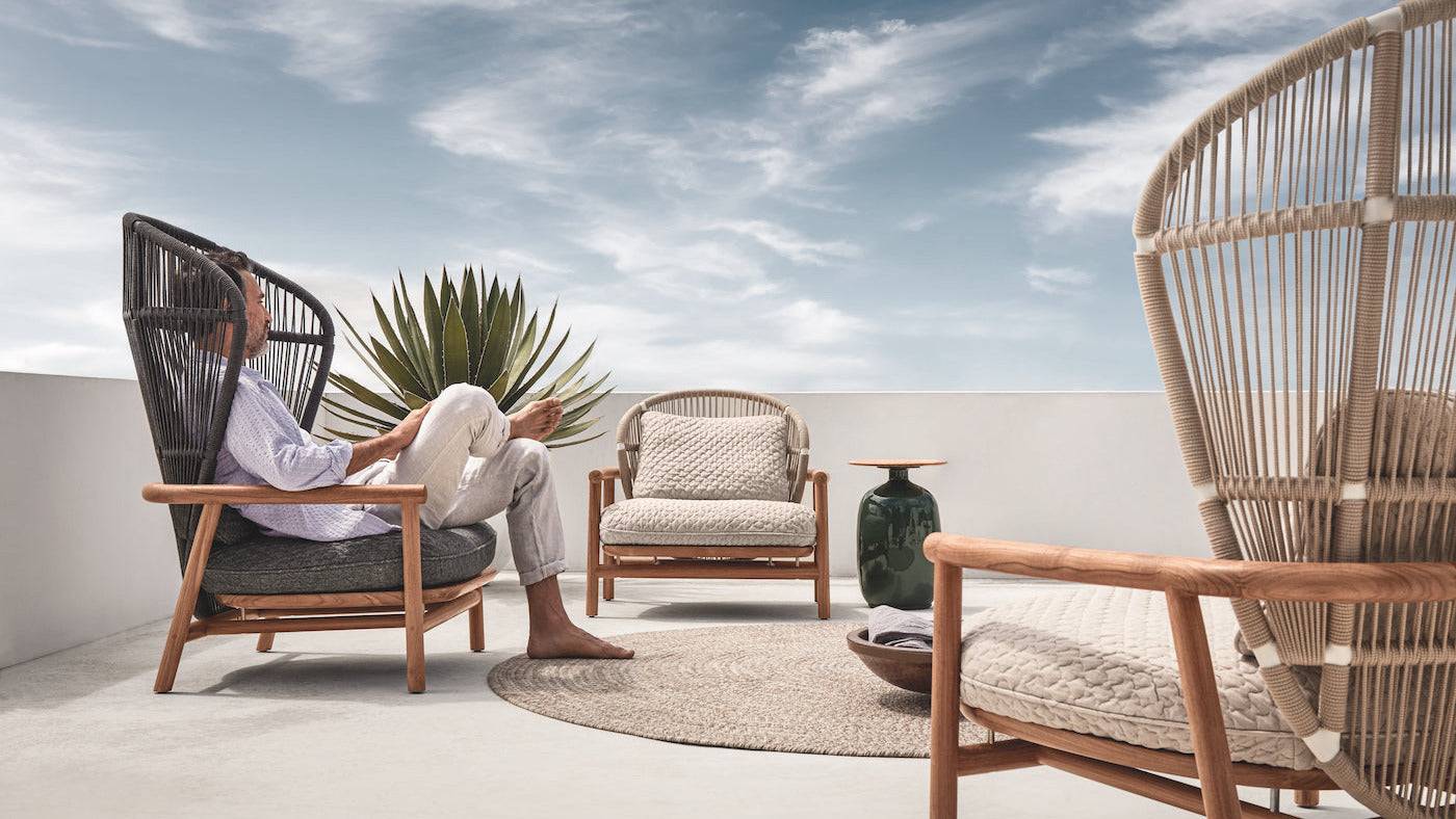 Fern teak lounge serie - Low Back loungestol / White / Robben grey
