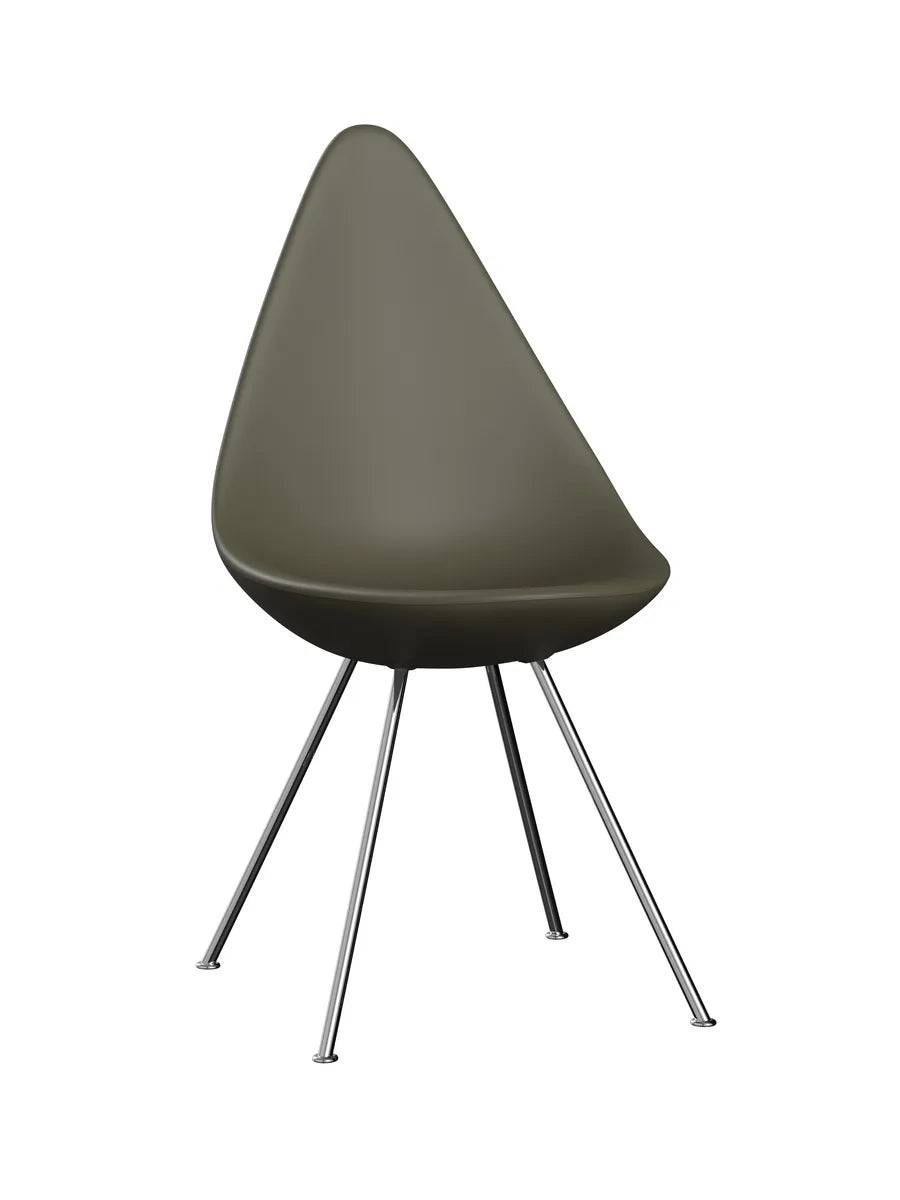 3110 Dråben af Arne Jacobsen Plast / Olive Green / Krom - Jacobsen Plus
