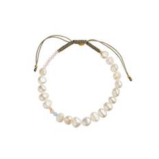Perlie Creme Forgyldt Sølv Armbånd fra Stine A med Sten: Blå Agat, Pink Opal, Ferskvandsperler Og Glasperle På Håndknyttet Nylon.