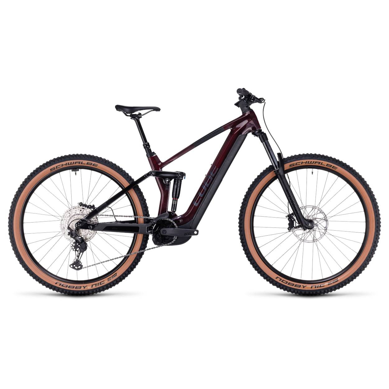 Cube Stereo Hybrid 140 HPC Race 750 röd - 22 tum