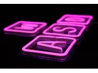 (ComputerSalg) PREYON Neon Purple Eye Bait WASD