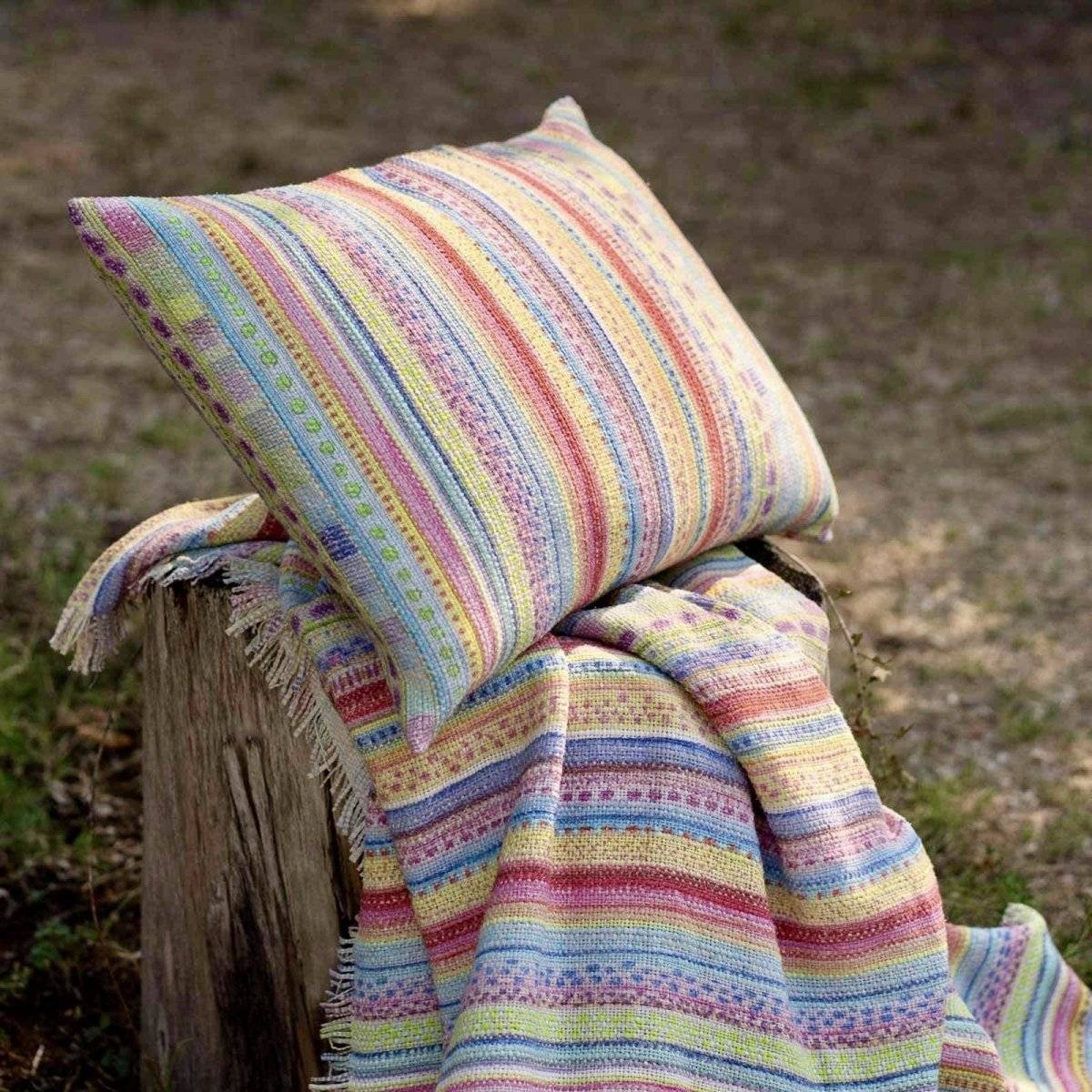 Cotton cushion cover striped in spring colours, 40 x 60 cm – Beetles