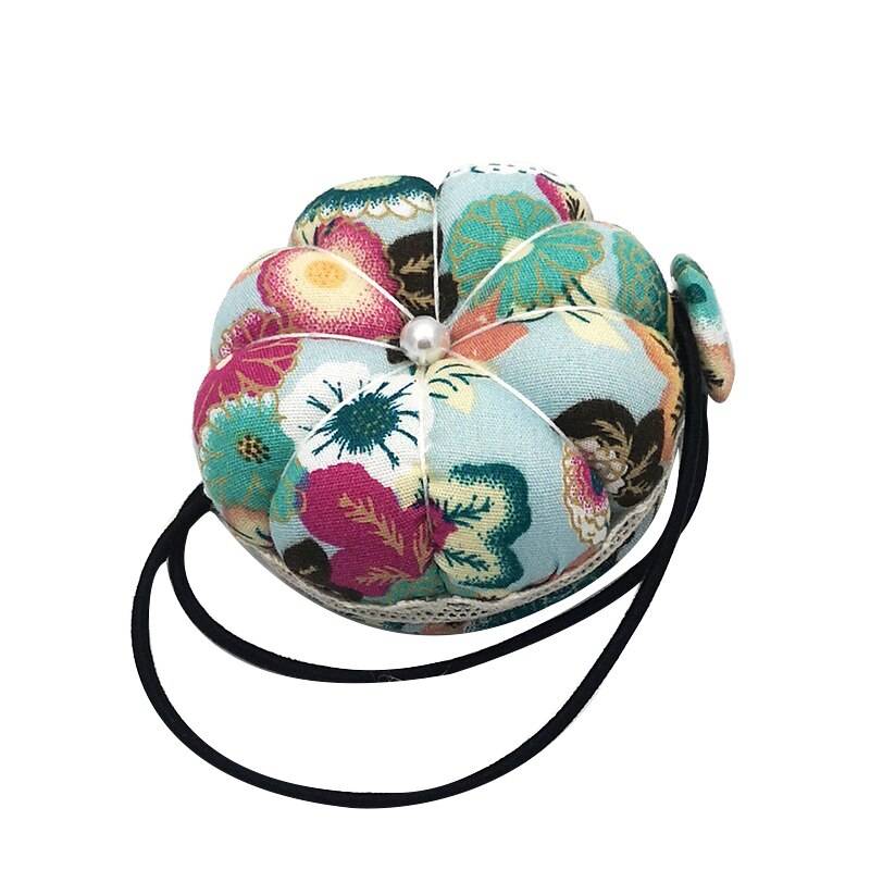 Pumpa multifunktionella mini runda handledsnål kudde symaskin nål insats diy hand används för korsstygn - Svart