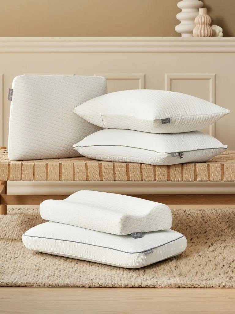 STROKKEN Gold Memory foam pude 48x58x15 WELLPUR STROKKEN