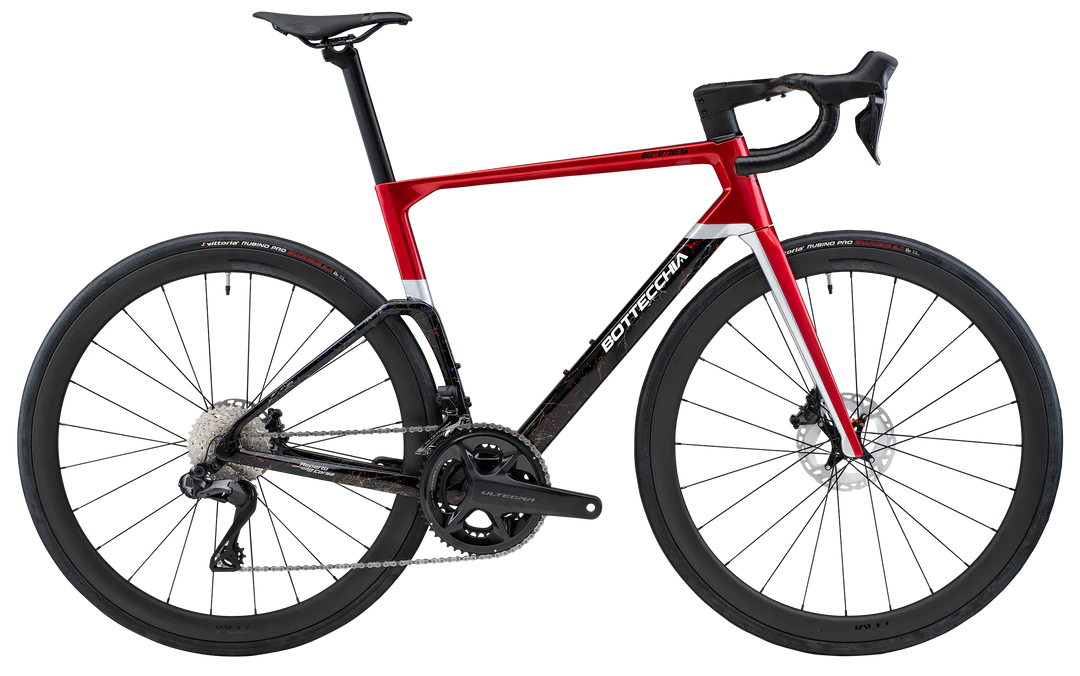 Bottecchia EMME 5 2025 - Shimano Ultegra Di2 2x12sp - ITM Carbon 40mm FUGA / Ursus Carbon TC37 TL - 149 / 44 / D2 ROSSO NERO MULTICOLOR