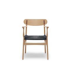 Carl Hansen & Søn CH26 karmstol Oljad ek-svart