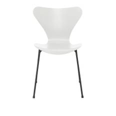 Fritz Hansen - Sjuan 3107 White Färgad Ask/Warm Graphite - Spisebordsstole - Arne Jacobsen - Hvid - Metal/Træ