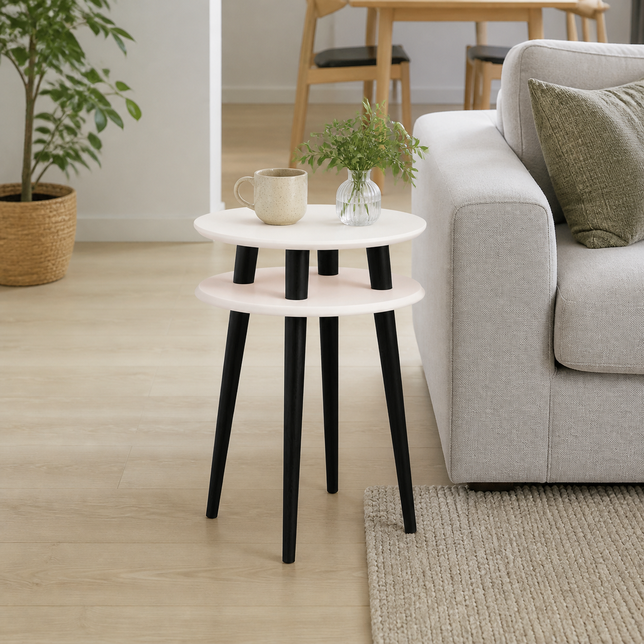 UFO Sidebord diameter 45cm x H 61cm Hvide / Sorte ben