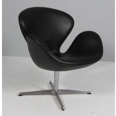 Arne Jacobsen. Svanen. Lænestol, model 3320