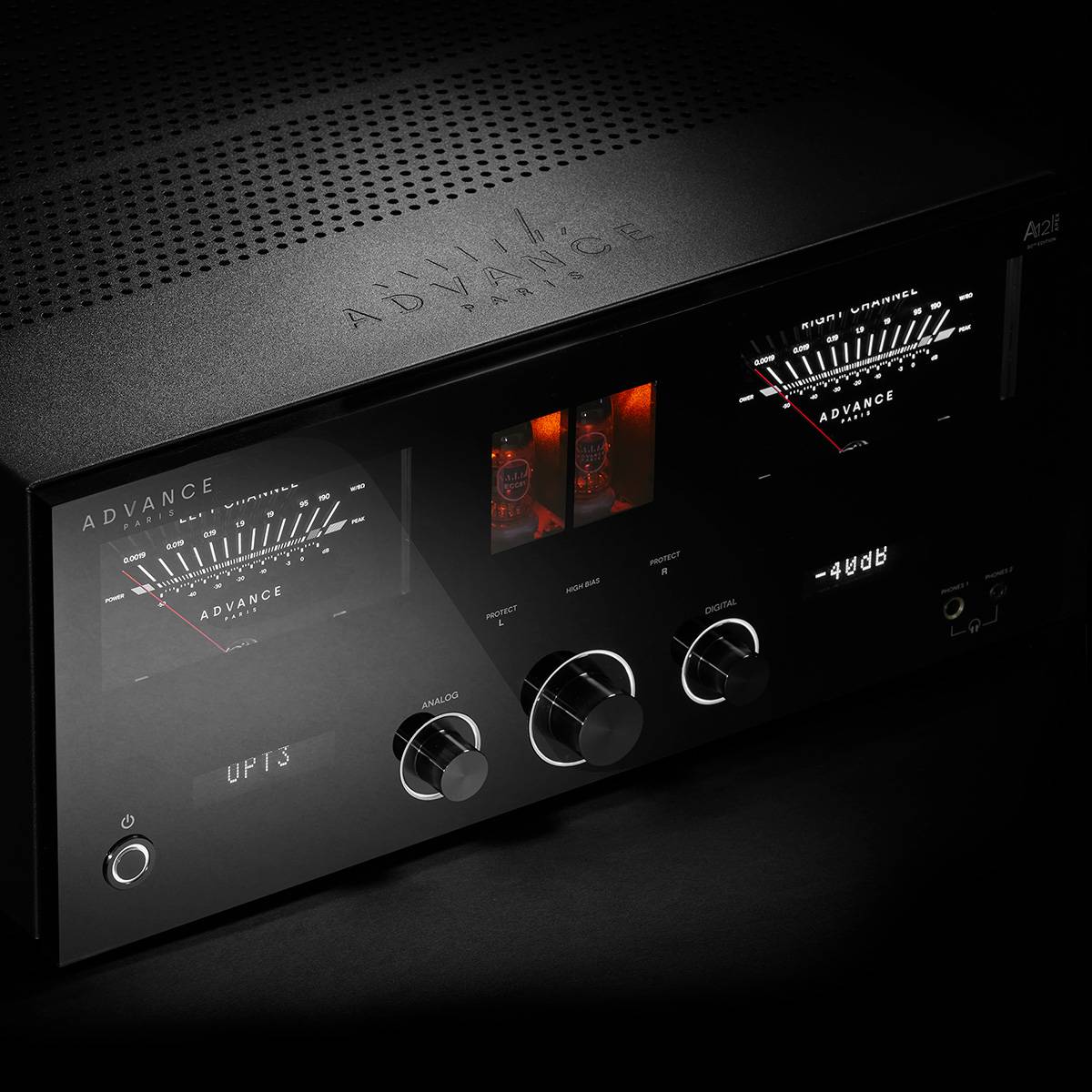 Advance A12 Apex Advance Paris A12 Apex integrated amplifier with DAC and streaming