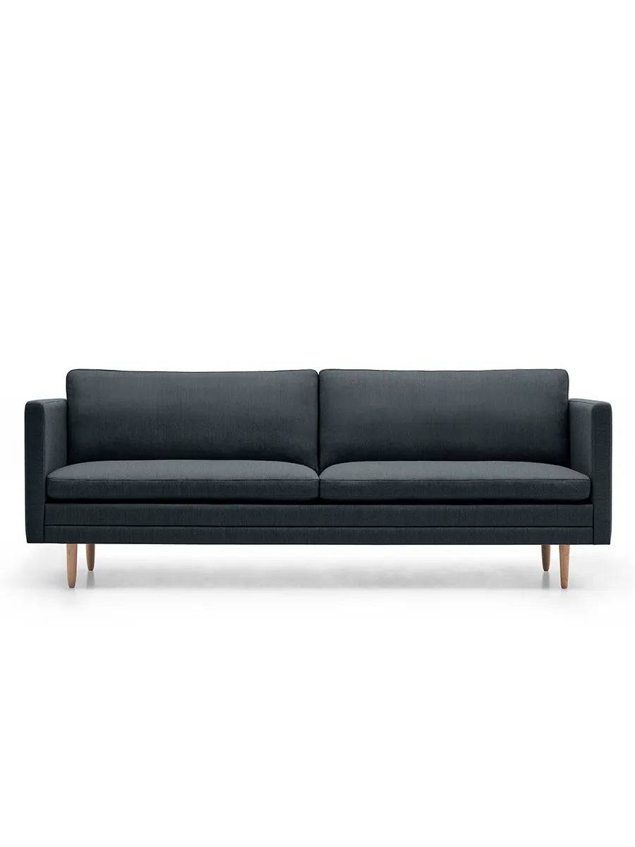 MH2614/MH2615 sofa, mood fra Mogens Hansen Coneslim eg / 2 pers. sofa / Mood 2107 - Jacobsen Plus