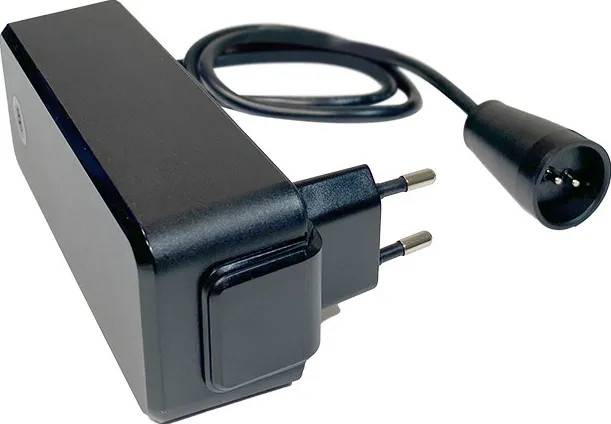 JuCad Ladegerät