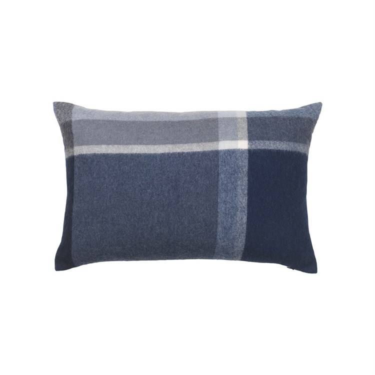 Elvang Manhattan Pude Dark Blue/Asphalt 40 x 60 cm.