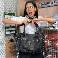 New Design Metal Rivet Skull Head Punk Rock Pillow Studded Women Large Capacity Handbag Shoulder Messenger Bag, Retro European And American Style Fash - Black