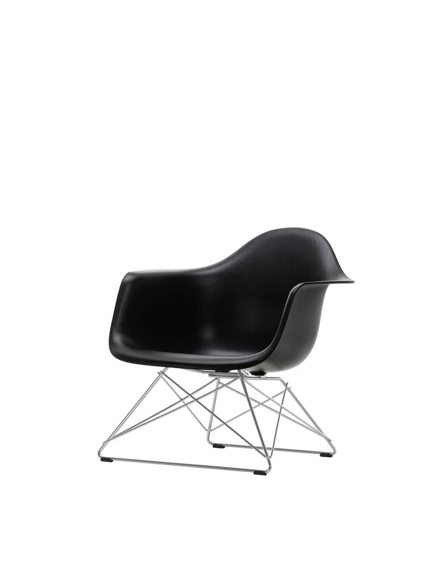Eames Plastic Armchair LAR, forkromet fra Vitra Deep Black - Jacobsen Plus