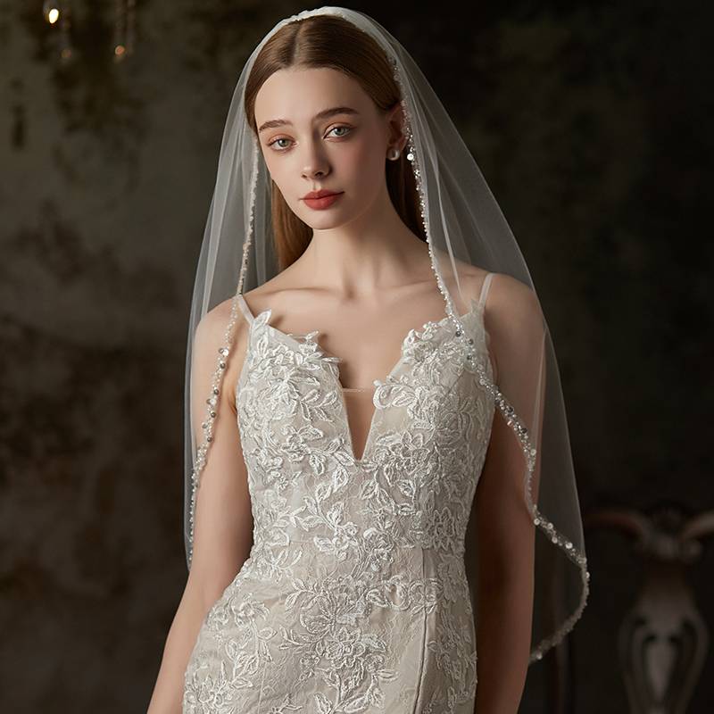 V766 Wedding Bridal Veil One-Layer Tulle Sequined-Beading Edge White Handmade Brides to Be Headdress Veil with Alloy Hair Comb