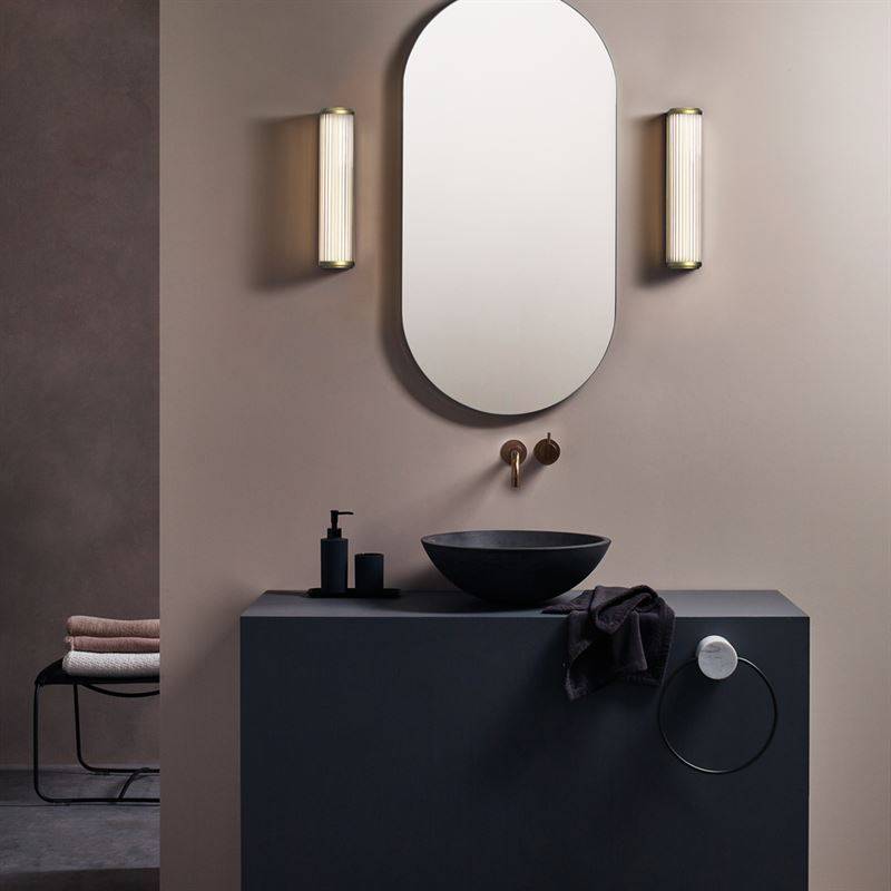 Astro Versailles 370 LED Væglampe IP44 flere farver