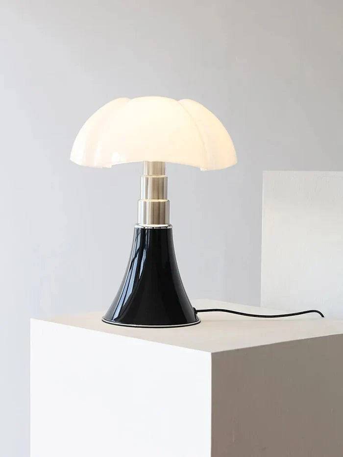 FloraLuxe - Elegant Blomster Bordslampa för Inredning - Svart