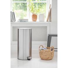 Como 30 Ltr Pedal Bin