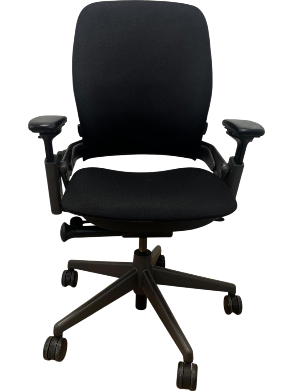 Refurbished - Steelcase Leap V2 Black (Showroom Model) office chair - 60-month warranty - 90 days reflection time