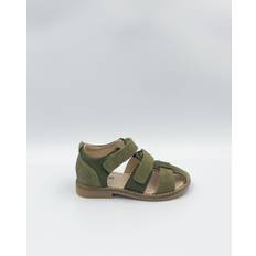 Wheat Macey Closed Toe Sandal - Olive - Olive / 27