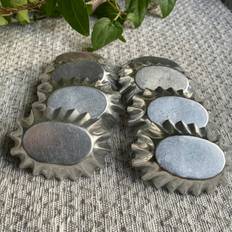 8 Ovala vågiga mandelformar, musselformar - (second hand)