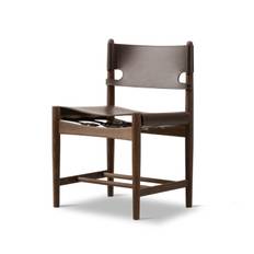 Fredericia Furniture Den spanska Matbord stol 3227 Leather Dark Brown / Smoked Oak Oiled