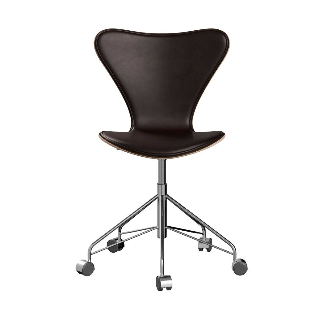 Fritz Hansen - 3117 kontorstol, naturfiner og forsidepolstret i Grace læder Mørkbejdset eg - Mørk brun læder - Krom stel - Jacobsen Plus