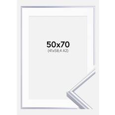 Ram Victoria Silver 50x70 cm - Passepartout Vit 42x59,4 cm (A2)