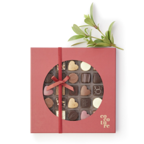 Juleæske med fyldte chokolader og konfektstykker 225g