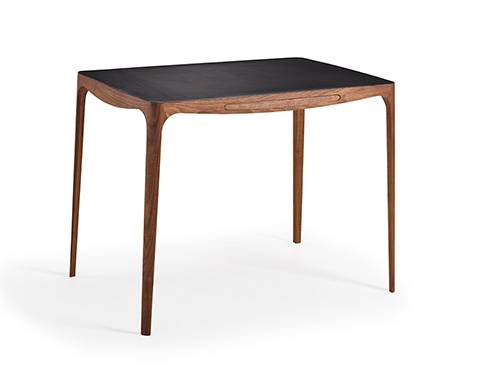 AK 1310 Ro skrivebord - Naver Collection