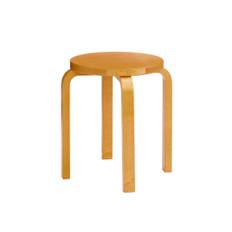 Stool E60, honey stained birk fra Artek