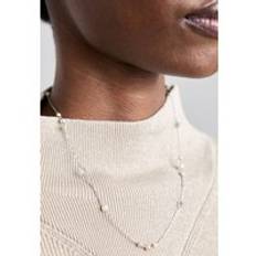 Halsband