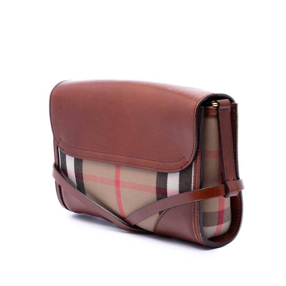 Burberry Vintage Burberry Crossbody Bag L 18cm x W 26cm x D 6.50cm - Crossbody Tasker hos Magasin.