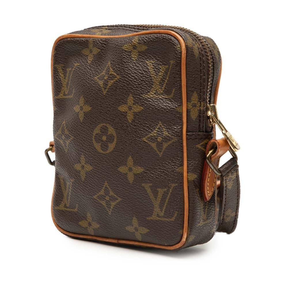 Louis Vuitton Vintage Louis Vuitton Danube L 13.50cm x W 11cm x D 4cm - Skuldertasker hos Magasin.