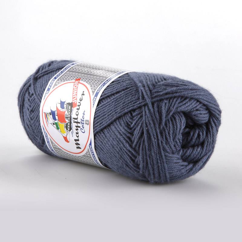 Mayflower JUNIOR Cotton 8/4 1441 Grålilla Indhold: 100% bomuld Vægt/længde: 50 g = ca 170 meter Anbefalede pinde: 3.00-3.50 mm Anbefalede hæklenål: 2.50-3.00 mm Strikkefasthed: 28 m Maskinvask 60ºC / Tørres fladt..