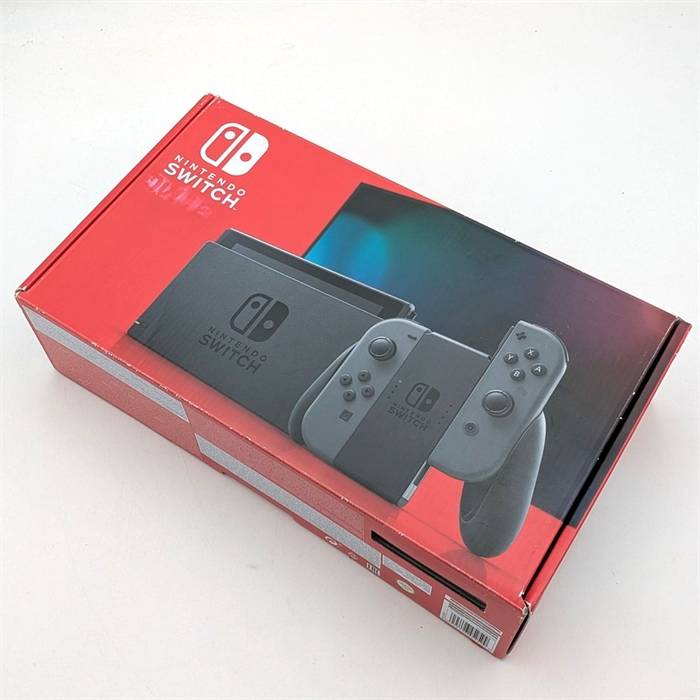 Nintendo Switch - Gray - Konsol - 2019 Model - Original Kasse - SNR XKJ50003948755 (B Grade) (Genbrug)