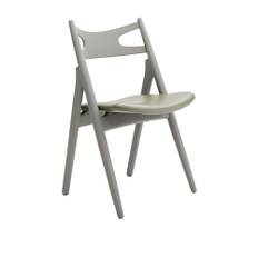 Carl Hansen - CH29P Sawbuck Chair, Lackerad Bok, Silver Grey, Lädergrupp A Loke - 7240 - Spisebordsstole - Hans J. Wegner - Grå - Læder/Træ