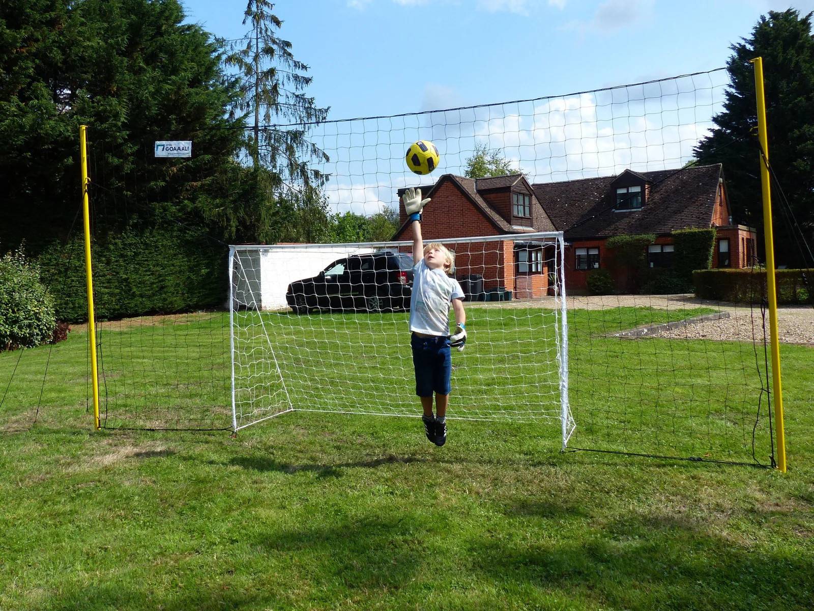 Open Goaaal Fodboldmål 2.4 x 1.4 m - Junior.