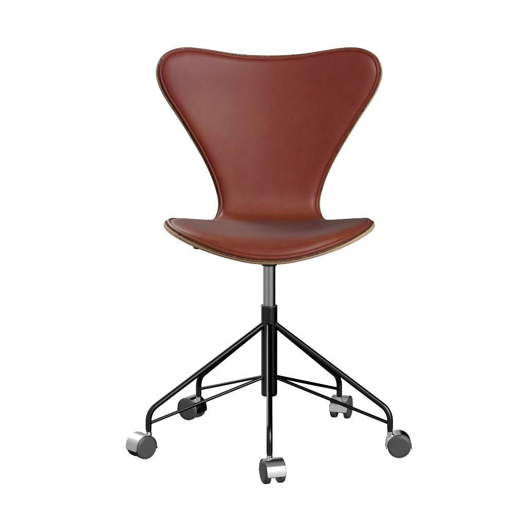 Fritz Hansen - 3117 kontorstol, naturfiner og forsidepolstret i Grace læder Valnød - Kastanjebrun læder - Sort stel - Jacobsen Plus
