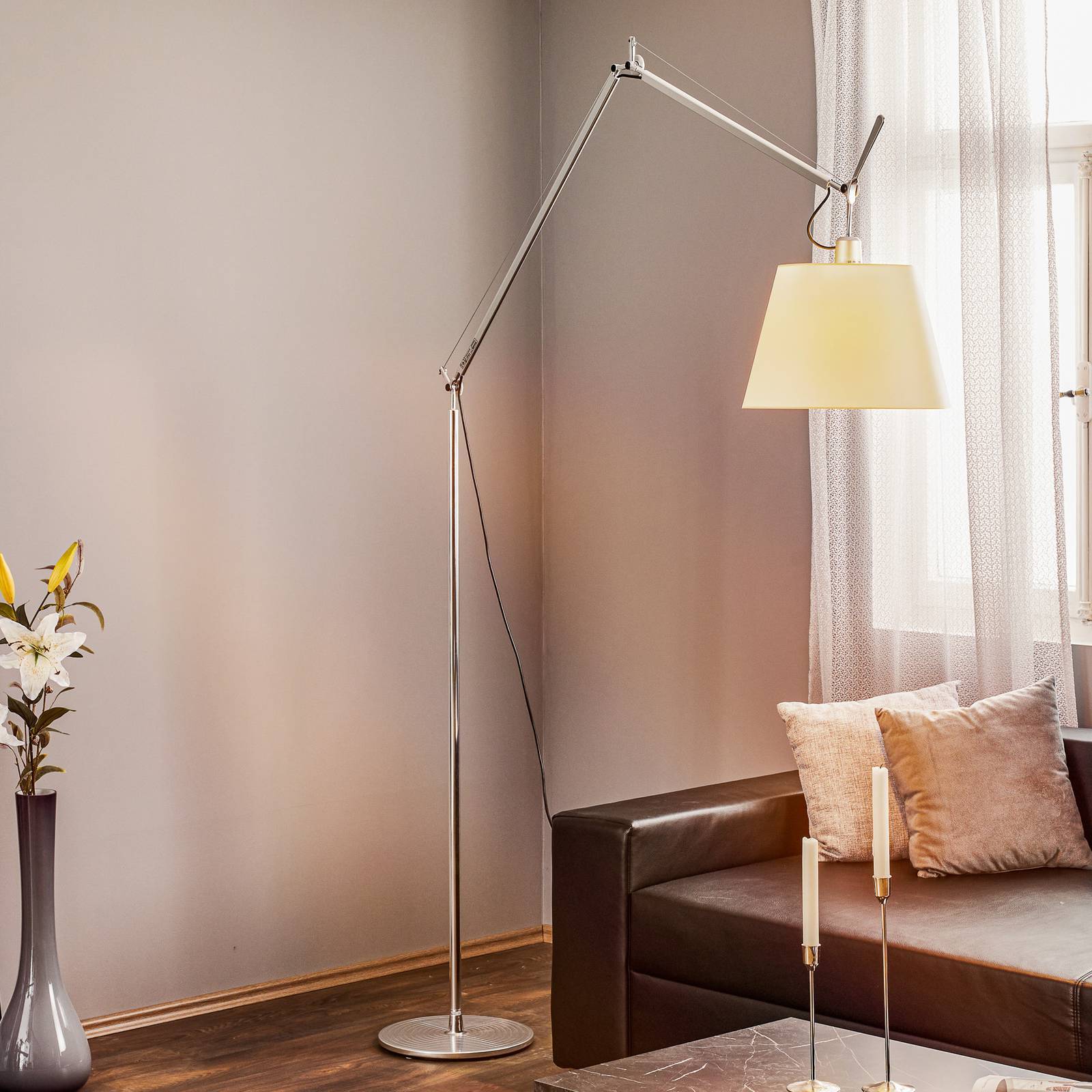 Artemide Design golvlampa Tolomeo Mega, dimbar, Aluminium / grå / zink, Vardagsrum / matsal, Aluminium / grå / zink, Design, Golvlampa