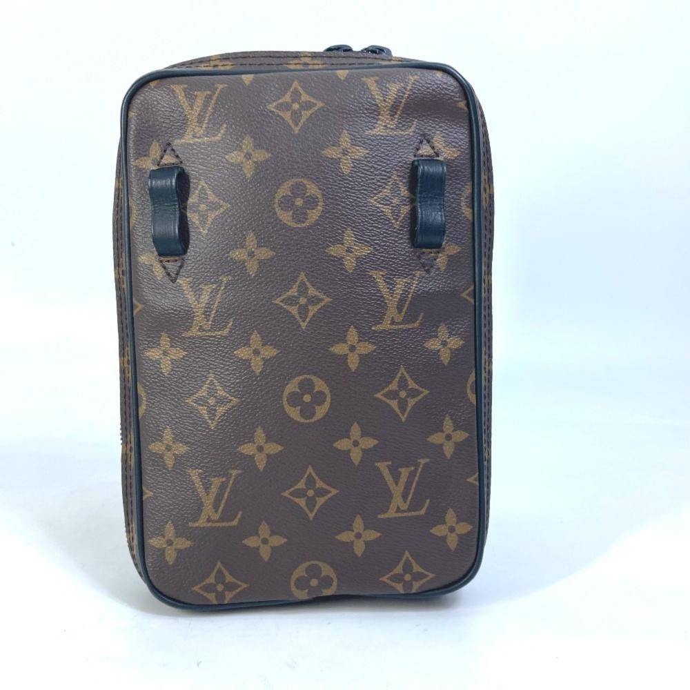 Louis Vuitton Vintage Louis Vuitton Shoulder Bags L 22cm x W 14cm x D 4.5cm - Skuldertasker hos Magasin.