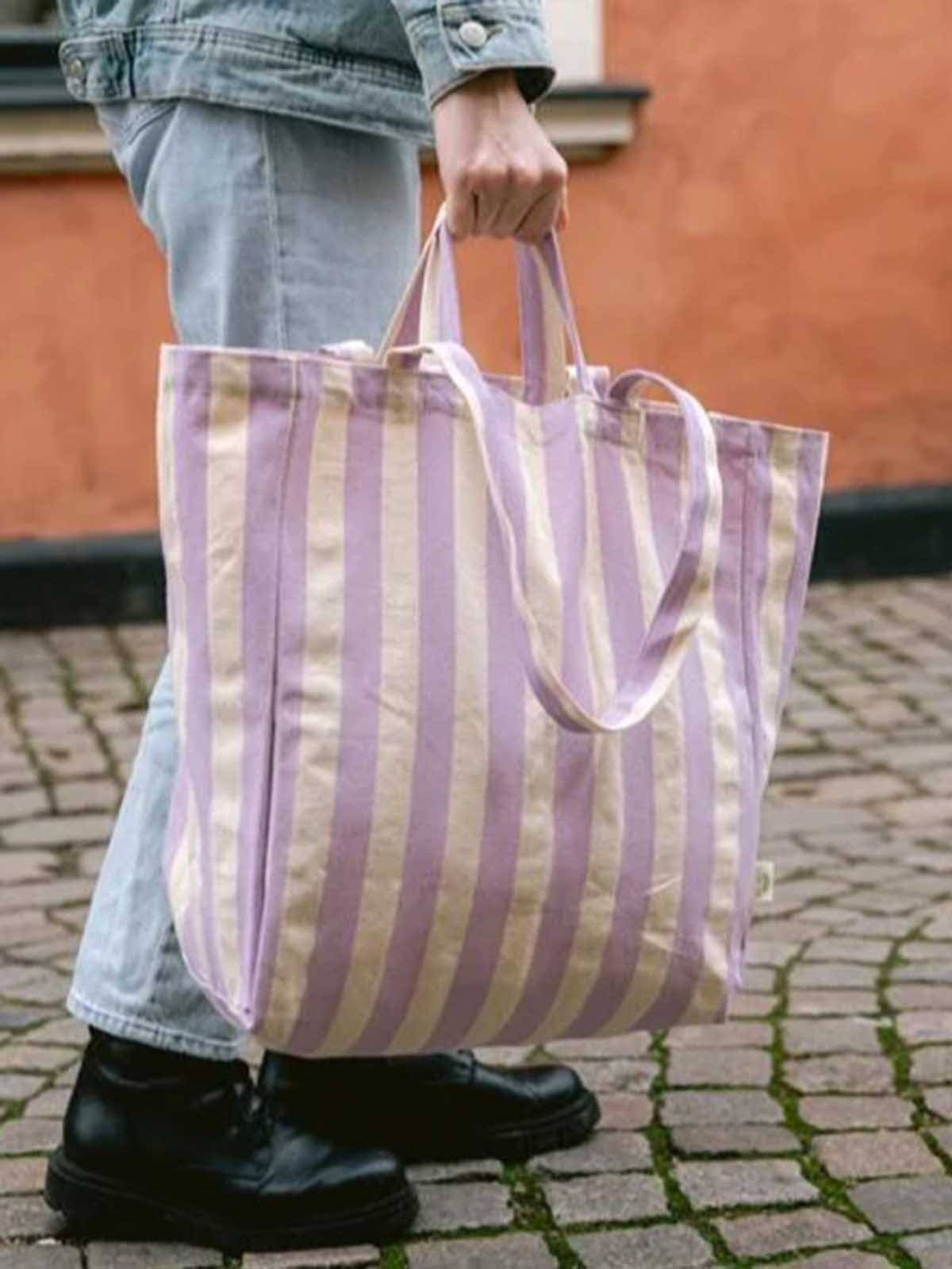 Canvas "Totebag" med striber (40 x 37 cm) - Lilla.
