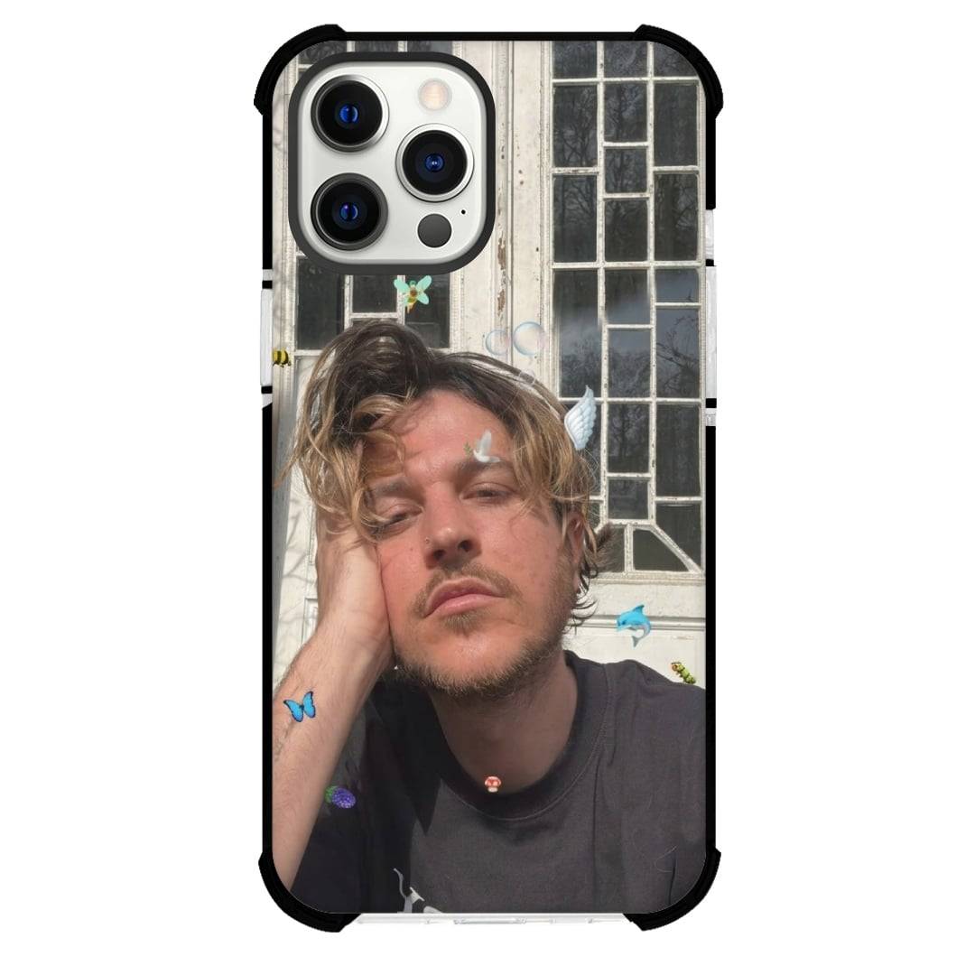 Oscar And The Wolf Phone Case For iPhone Samsung Galaxy Pixel OnePlus Vivo Xiaomi Asus Sony Motorola Nokia - Oscar And The Wolf Selfie Door Background.