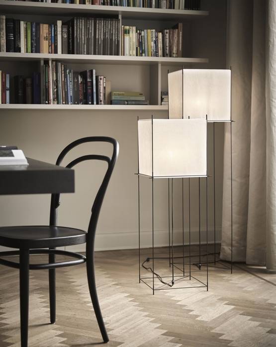 Lotek gulvlampe classic, black frame