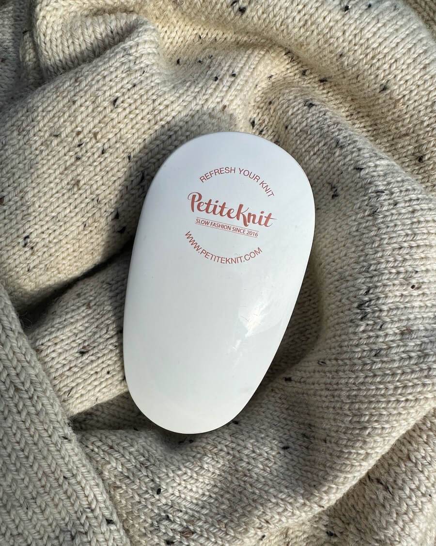 Lint Remover | Petiteknit