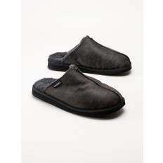 Shepherd - Hugo - Svarta slip-in tofflor i fårskinn storlek 46 - Matt Black (46)