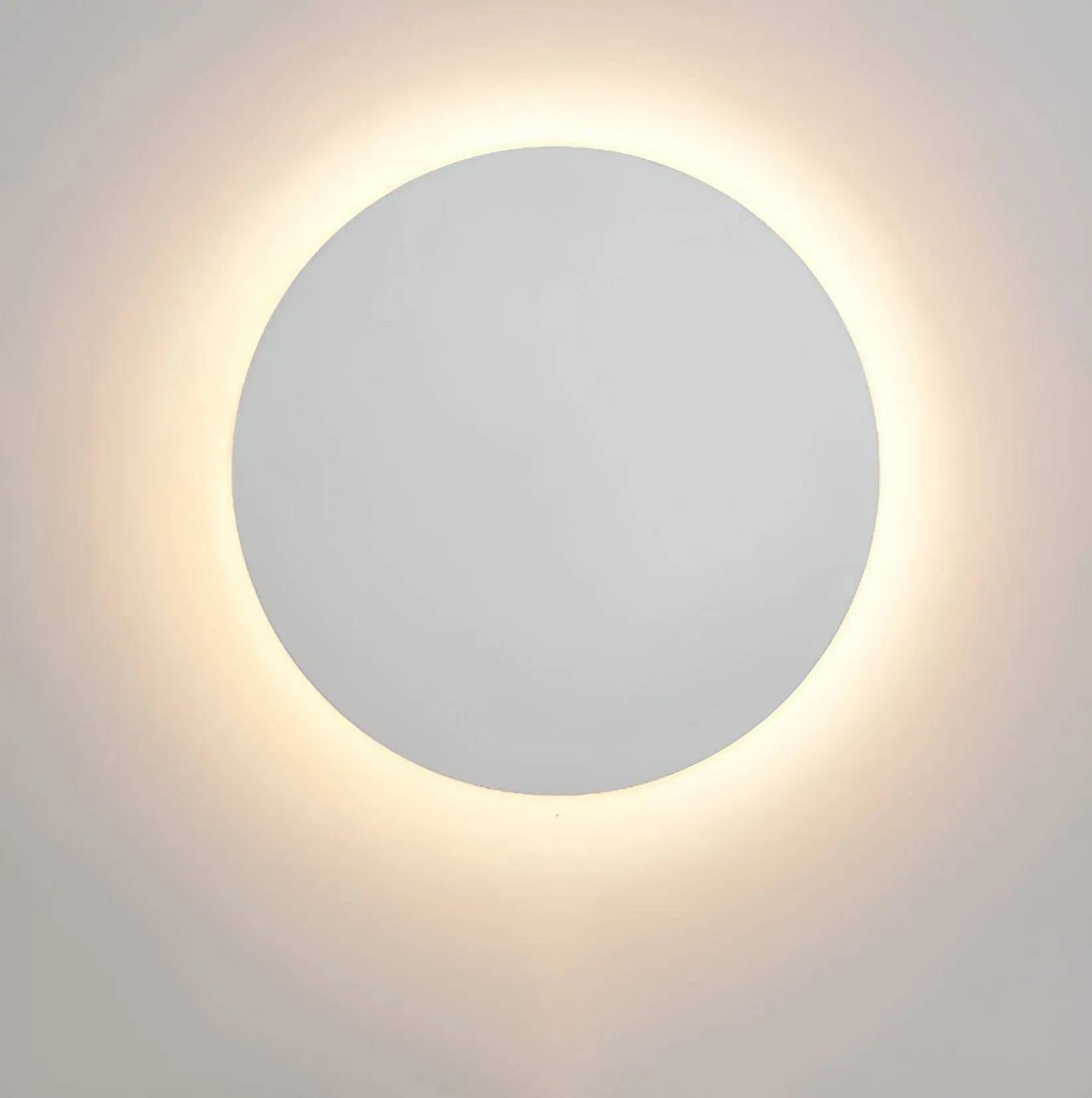 Stilfull belysning: Lyxig LED vägglampa med elegant akryl och touchkontroll - Vit / Naturlig